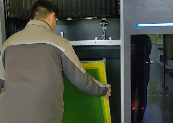 400×400mm/ 15.8×15.8 デジタル印刷機 1270dpi/2540dpiの解像度で画面を表示するコンピュータ